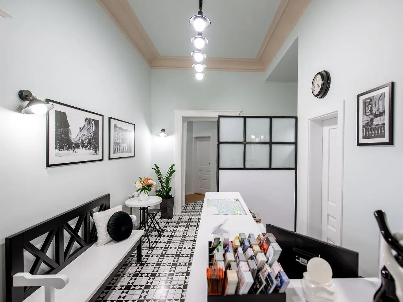 호텔 Art Deco Central Rooms 리비프